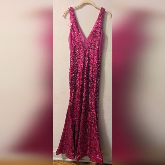 Morgan & Co. Fuchsia Sequin V-Neck Maxi Dress - Picture 3 of 8
